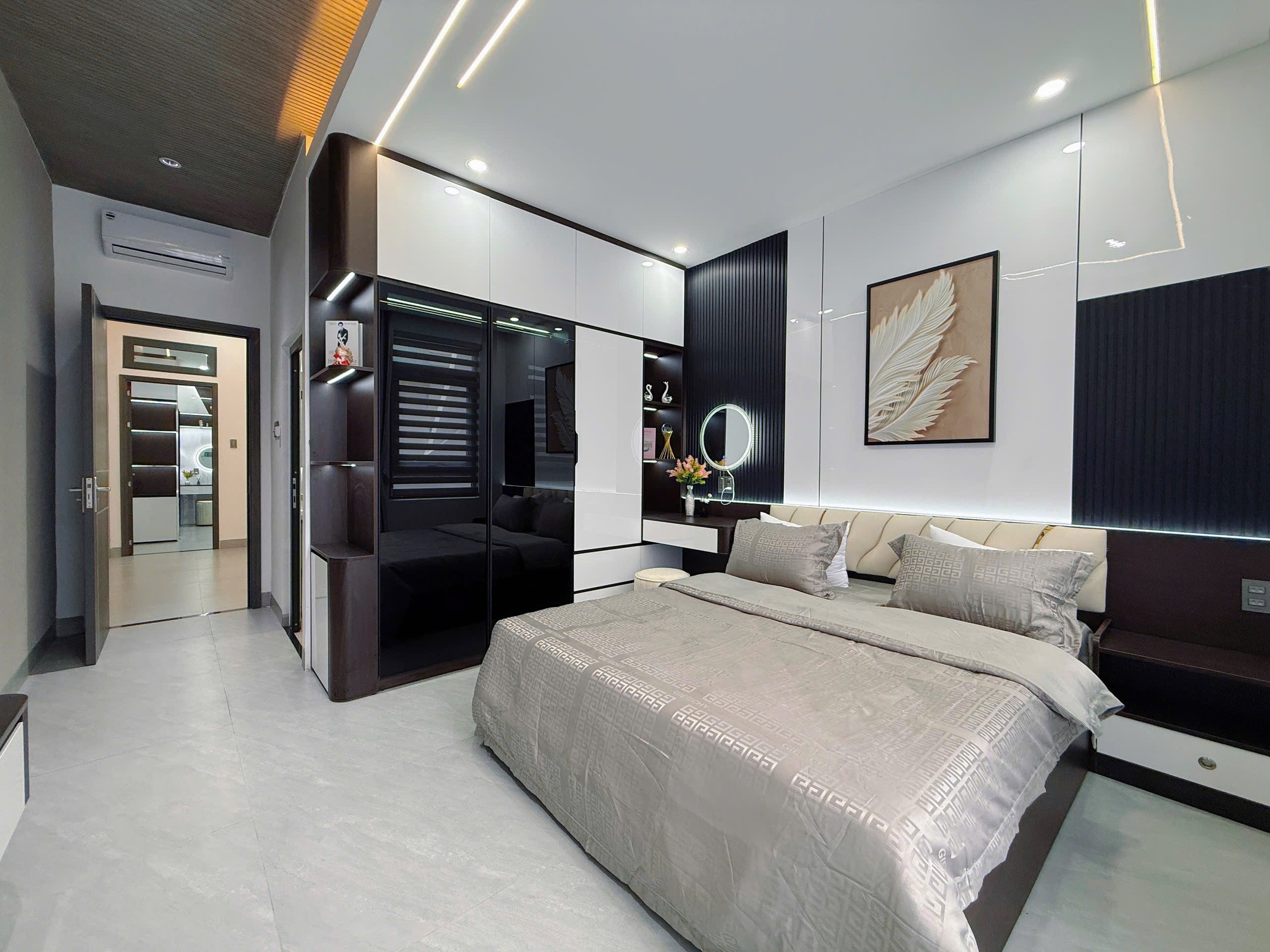 Nhà 3 tầng kiệt Ông Ích Khiêm, Hải Châu, 5950