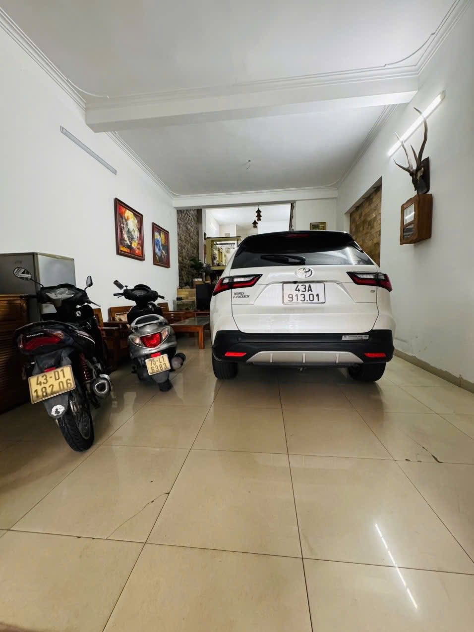 Nhà 3 tầng mặt tiền Dũng Sỹ Thanh Khê, 100mv, 8300