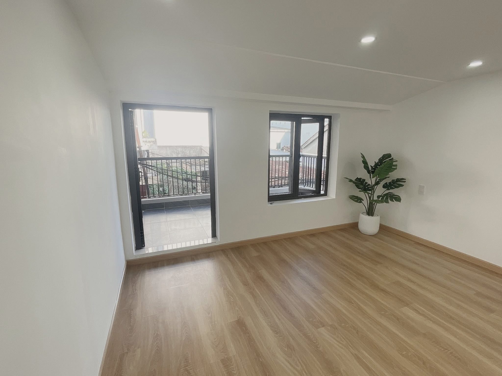 Nhà 2 tầng kiệt Núi Thành, Hải châu, 62mv,4750