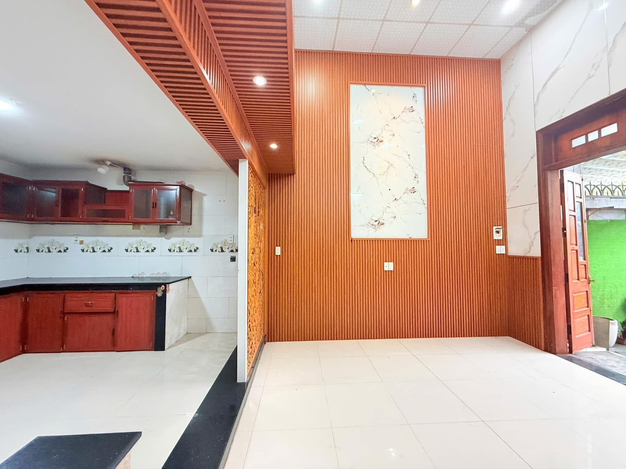 Nhà 2 tầng mặt tiền Xuân Hoà, Thanh Khê, 84mv,6380