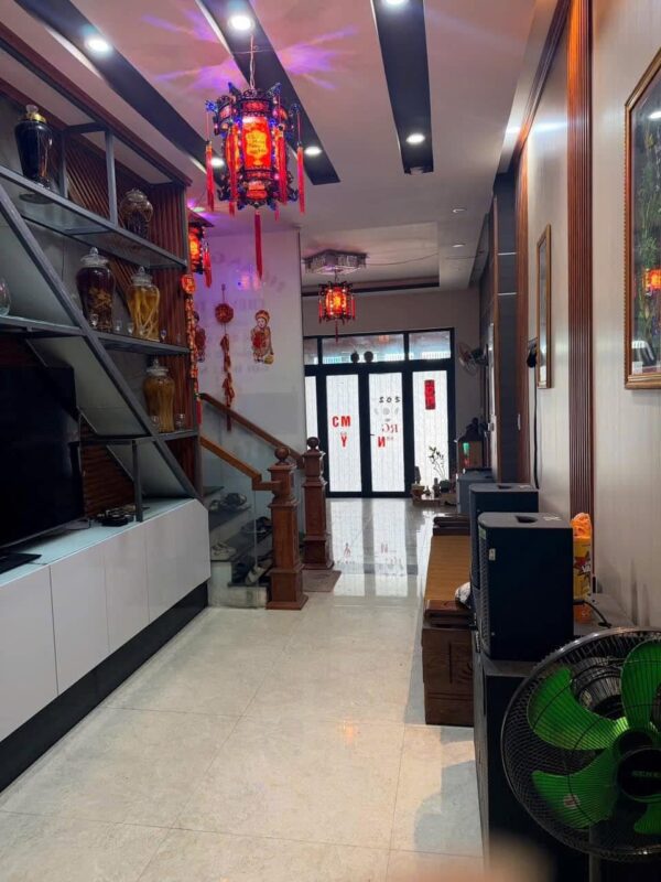 Nhà 4 tầng kiệt ô tô Tôn Đản, 5350