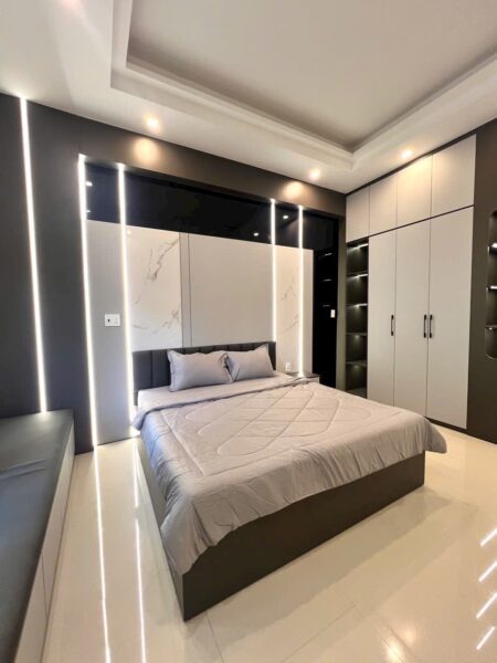 Nhà 3 tầng mặt tiền Phạm Đình Hổ, 11ty4