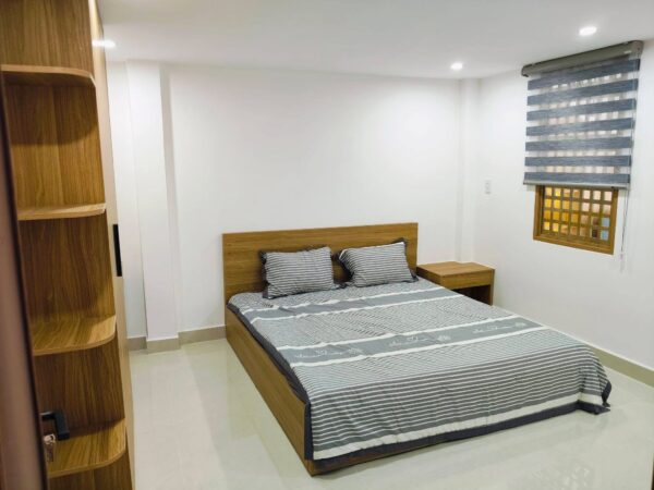 Nhà mê lửng kiệt ô tô Tôn Đản, 72mv, 3900