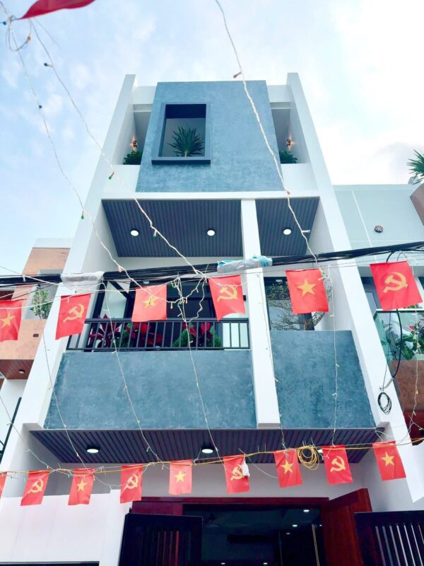 Nhà 3 tầng kiệt Nguyễn Chánh, 5550