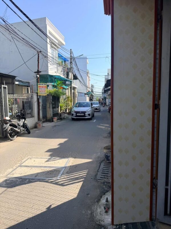 Nhà 4 tầng kiệt ô tô Tôn Đản, 5350
