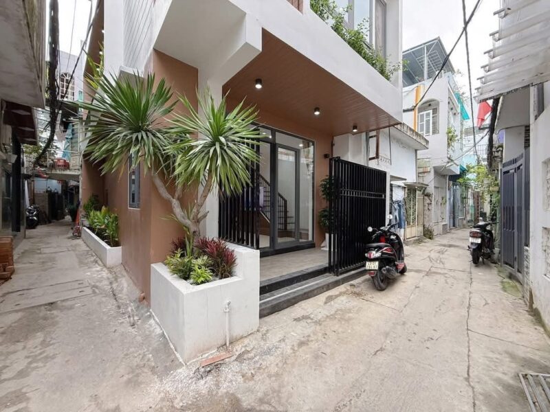 Nhà 3 tầng 2 mặt kiệt Hoàng diệu 5950