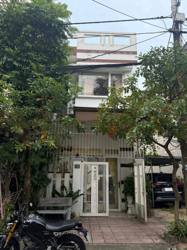 Nhà 2 tầng mặt tiền Lê Thiệt, 6150