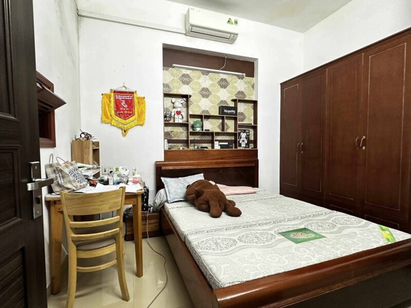 Nhà 2 tầng mặt tiền Lê Thiệt, 6150