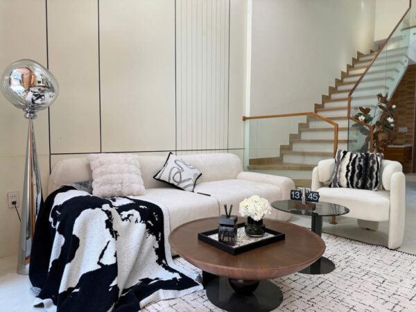 Nhà 3 tầng kiệt ô tô Tôn Đức Thắng, 5900