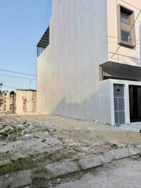 Đất mặt tiền Hoà Phú 2, 5750