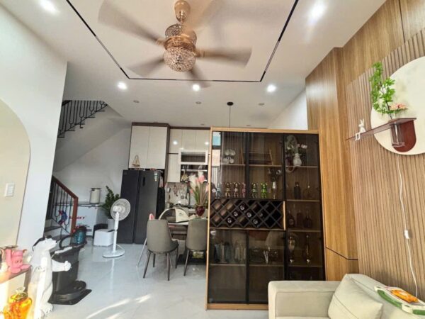 Nhà 3 tầng kiệt Nguyễn Chánh, 5150