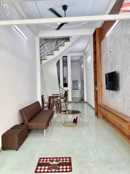 Nhà 2 tầng mặt tiền đường nhánh Hà Huy Tập, 4330