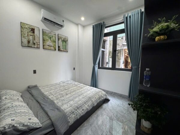 Nhà 2 tầng kiệt Núi Thành, 4950