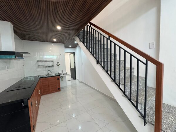 Nhà 3 tầng kiệt Hà Huy Tập, 3950