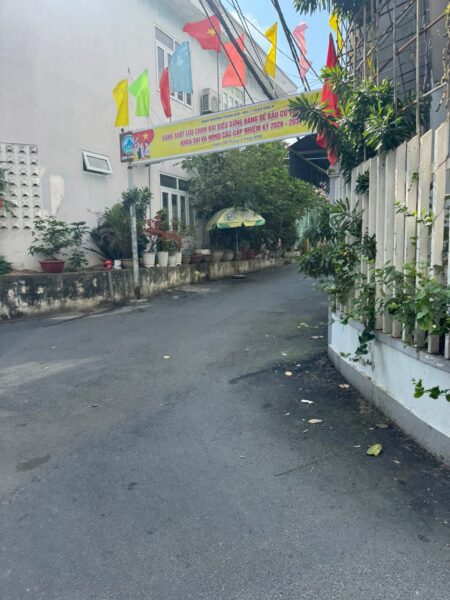 Nhà 3 tầng kiệt Hà Huy Tập, 3950