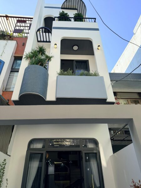 Nhà 3 tầng kiệt Hải Phòng, 6400