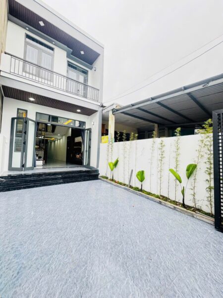 Nhà 2 tầng kiệt ô tô Trường Chinh, 130mv, 4750