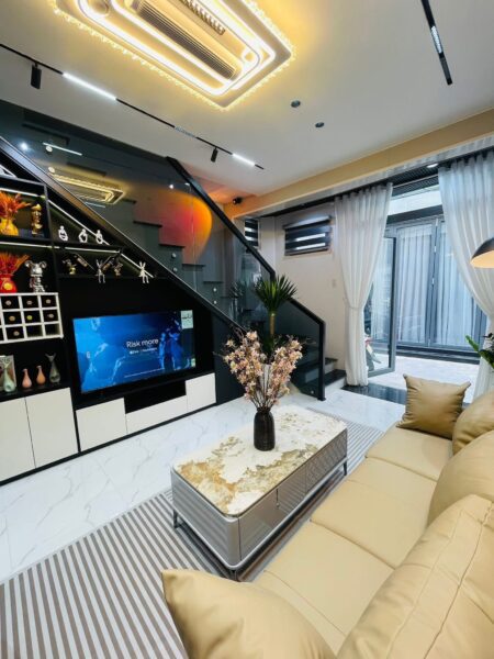 Nhà 2 tầng 3 mặt kiệt Lý Thái Tổ, 3990
