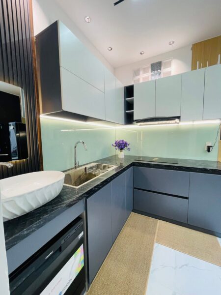 Nhà 2 tầng 3 mặt kiệt Lý Thái Tổ, 3990