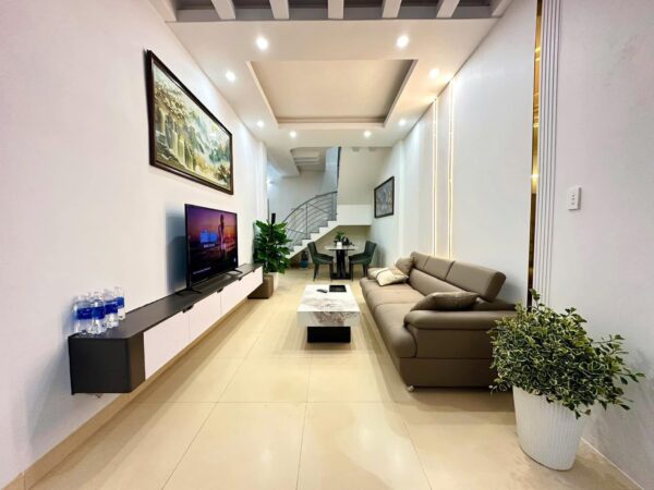 Nhà 2 tầng kiệt Hoàng Diệu, 88mv, 5950