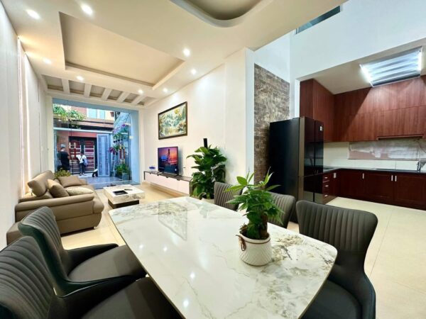 Nhà 2 tầng kiệt Hoàng Diệu, 88mv, 5950