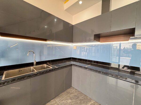 Nhà mê lửng đúc, 148mv, điện bàn Bắc, 2600