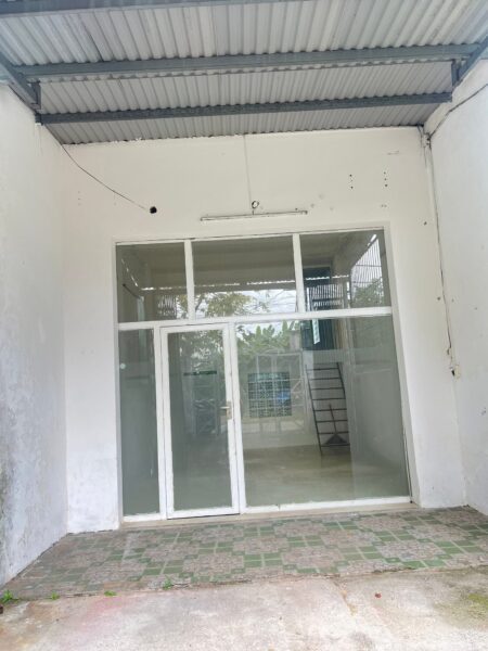 Nhà mặt tiền Trần Quang Long, 90mv, 5350