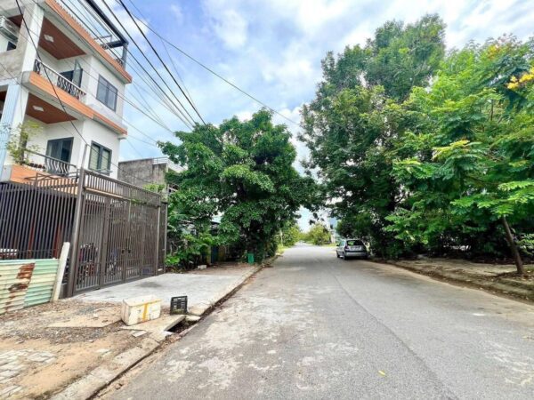 Nhà mặt tiền Trần Quang Long, 90mv, 5350