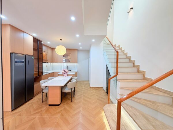 Nhà 3 tầng kiệt Hàm Nghi, 6500