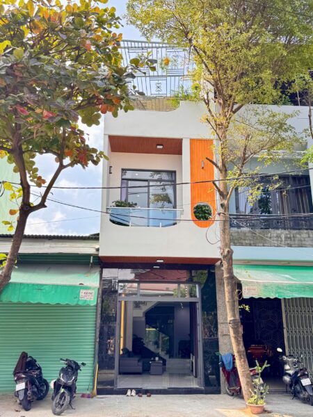 Nhà 3 tầng mặt tiền Phạm Nhữ Tăng, 7650