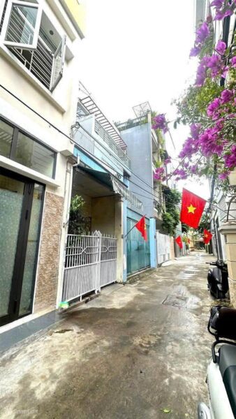 Tòa căn hộ 3 tầng kiệt ô tô Trương chí cương 6750