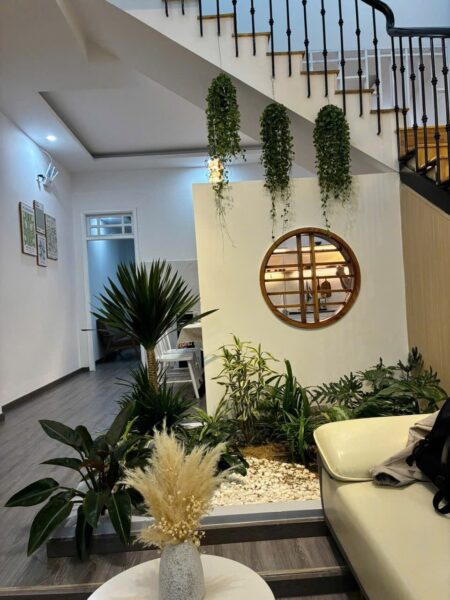 Nhà 2 tầng mặt tiền Hoàng Bình Chính, 8700
