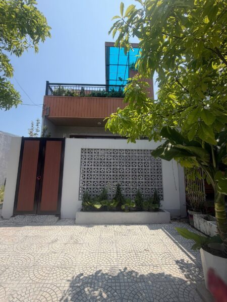 Nhà 2 tầng mặt tiền Hoàng Bình Chính, 8700