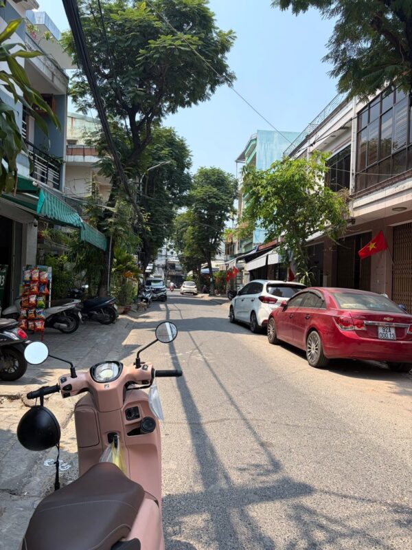 Đất mặt tiền Đinh tiên hoàng 6550