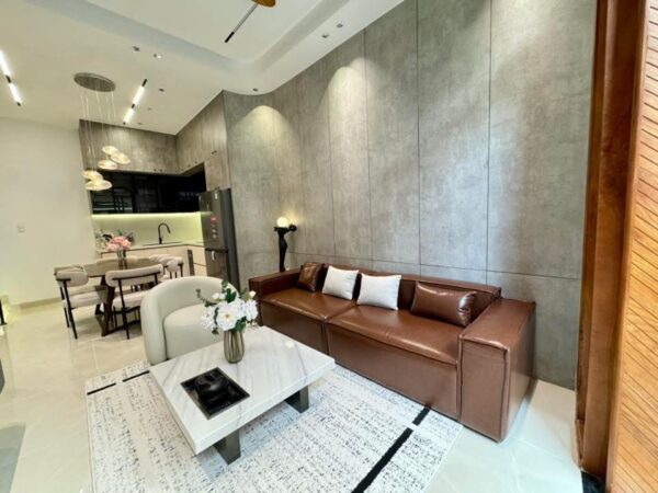 Nhà 3 tầng kiệt ô tô Nguyễn Chánh, 5950