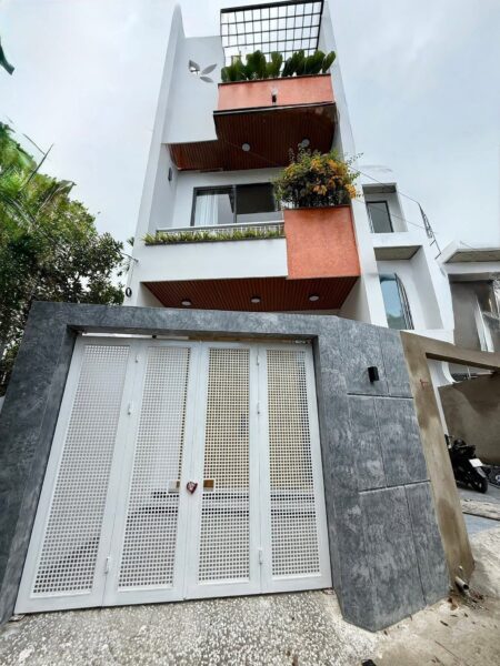 Nhà 3 tầng kiệt ô tô Tô Hiệu, 5650