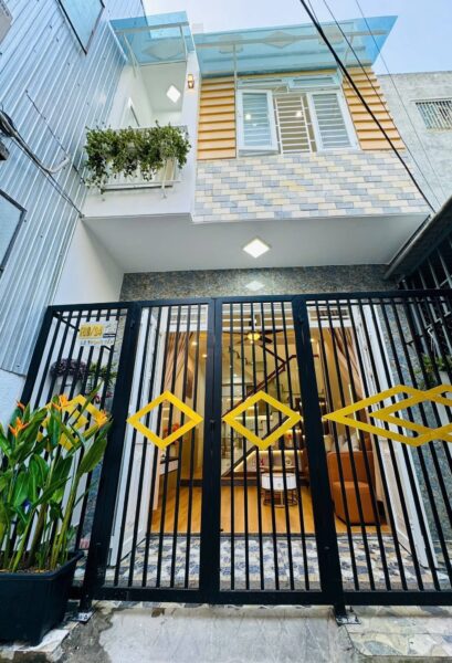 Nhà 2 tầng kiệt ô tô Lê Trọng Tấn, 2780
