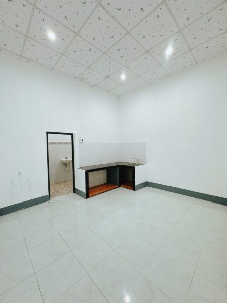 Nhà cấp 4 kiệt Tôn Đản, 62mv, 3550