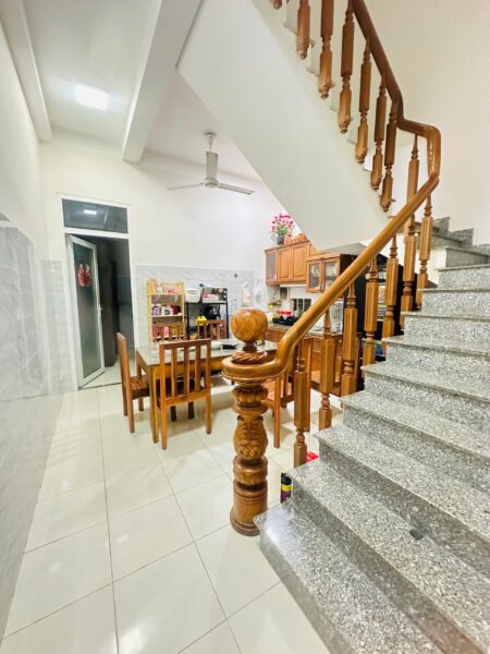 Nhà 2 tầng kiệt ô tô Nguyễn Phước Nguyên, 4650