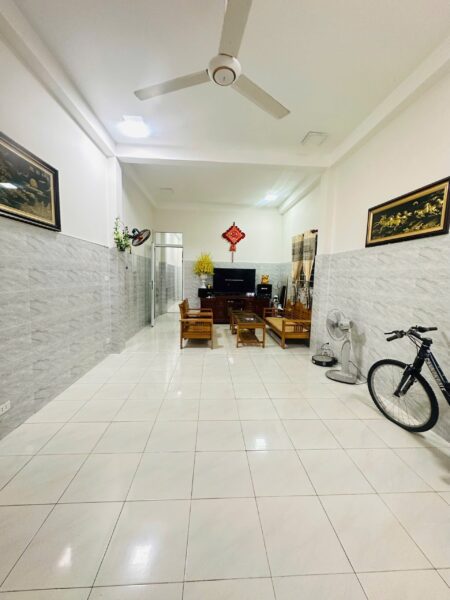 Nhà 2 tầng kiệt ô tô Nguyễn Phước Nguyên, 4650