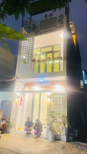 Nhà 3 tầng mặt tiền Hoá Sơn, 8830