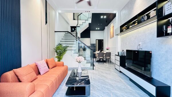 Nhà 3 tầng kiệt Phạm Văn nghị, 5750
