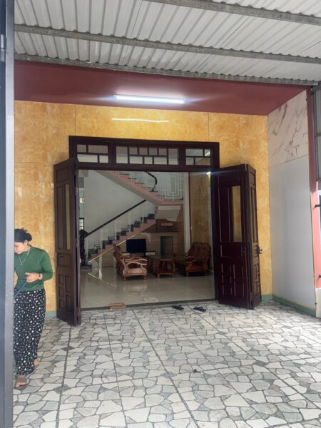 Nhà 2 tầng mặt tiền Đá Bàn, Hoà Xuân, 4600
