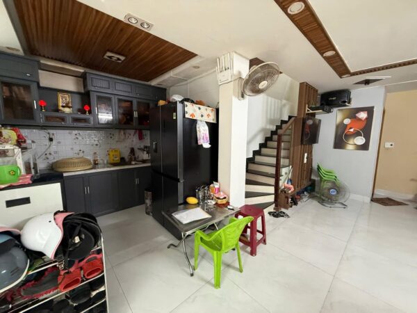 Nhà 2 tầng kiệt Trần cao Vân, 3350