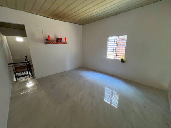 Nhà kiệt ô tô thông Phạm Nhữ Tăng 3600