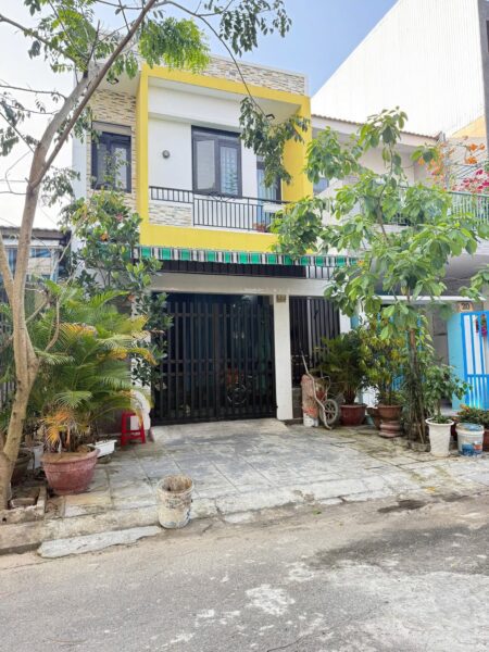 Nhà 2 tầng mặt tiền Phong Bắc 5900