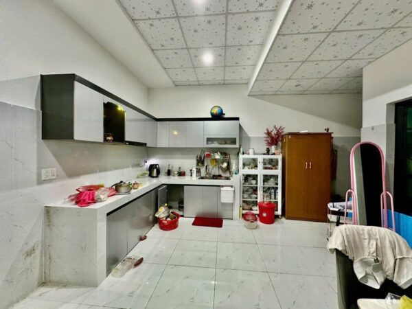 Nhà 2 tầng mặt tiền Phong Bắc 5900