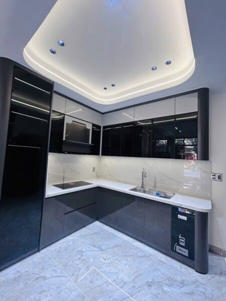 Nhà 3 tầng mặt tiền Hoà Minh 8350