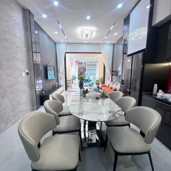 Nhà 2 tầng 2 mặt kiệt ô tô Cù Chính Lan, 5950