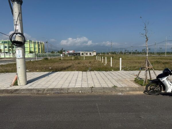 Đất 2 mặt tiền gần Nam Kỳ Khởi Nghĩa, 4500
